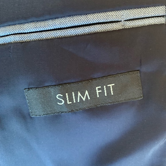 Jos A Bank light blue slim fit suit - Picture 3 of 7